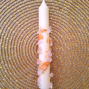 Svíčka SEBELÁSKA s ruženínem a lupeňmi ruží