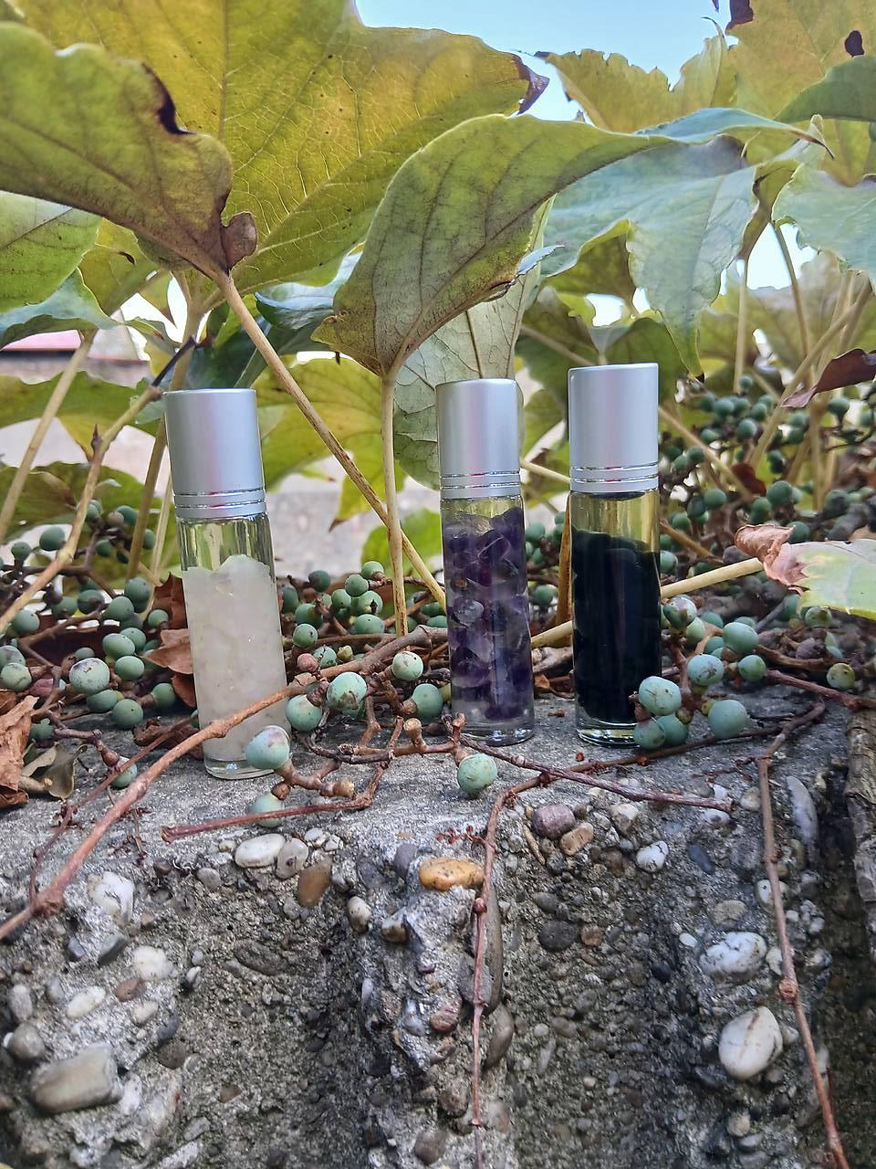 Přírodní olejové parfumy s pravými minerály