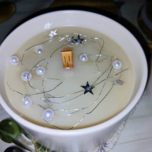 Vánoční svíčka minimalistická s perlamí