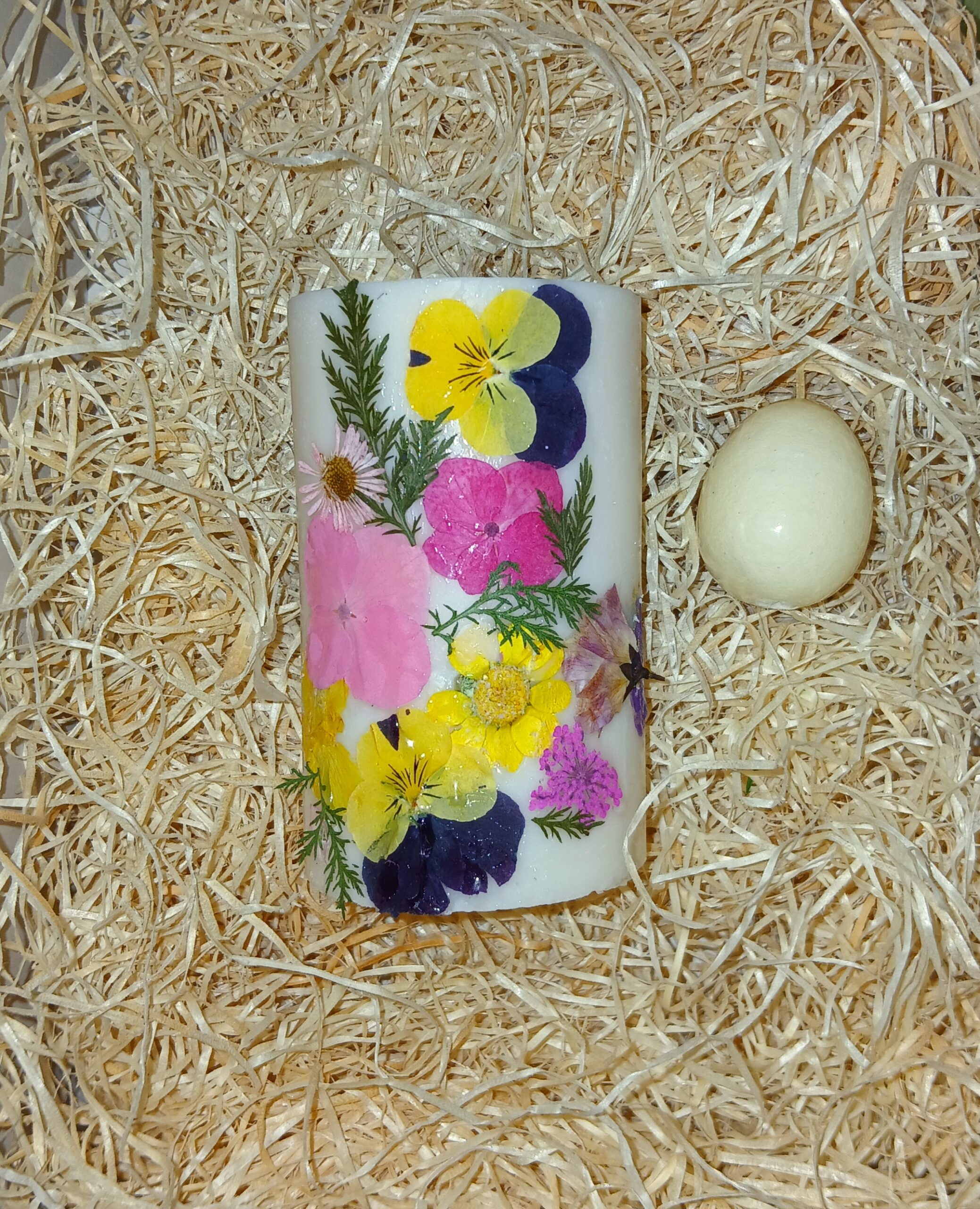 Dlouho planoucí jarní svíčky - Obrázek 2